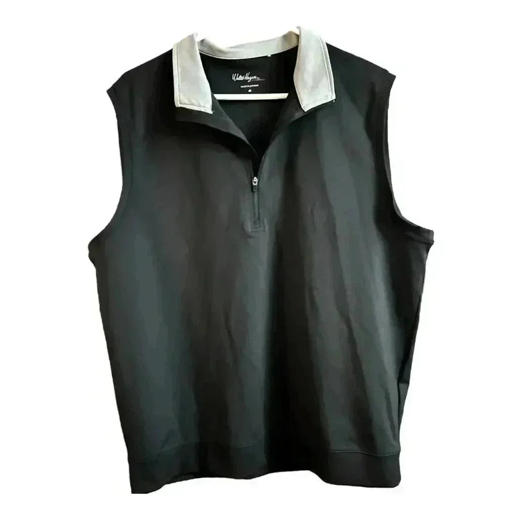 Walter Hagen golf shirt Size medium